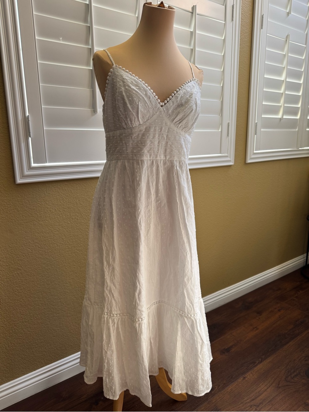 -NEW-White Midi Sundress with Spaghetti Straps - Picture 8 of 9